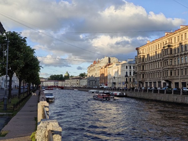 «В Питере красивее»: защитник ЦСКА Круговой рассказал, как живет в Москве «В Питере красивее»: защитник ЦСКА Круговой рассказал, как живет в Москве