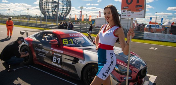 Экс-солистка &laquo;Тату&raquo; Юля Волкова выступит на автодроме &laquo;Игора Драйв&raquo; в рамках этапа чемпионата и Кубка России по автомобильным кольцевым гонкам G-Energy СМП РСКГ Эндуранс