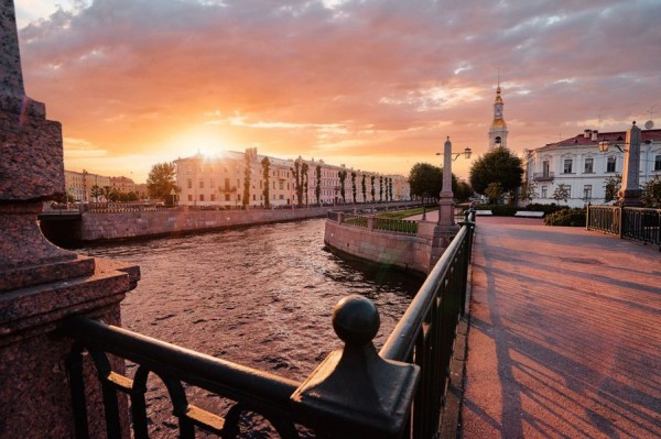 В Петербурге установилось типичное северное лето В Петербурге установилось типичное северное лето