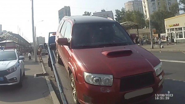 &laquo;Сердечный&raquo; штраф: в Петербурге женщина лишилась прав за прием таблеток перед поездкой