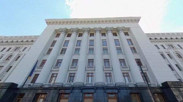 Зеленский &ndash; о конфликте на Украине: &laquo;необходимо завершить осенью&raquo;