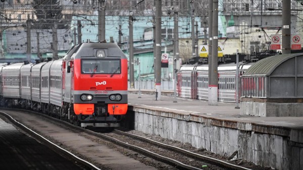 Минтранс работает над сокращением времени в пути поездов на юг до 16 часов Минтранс работает над сокращением времени в пути поездов на юг до 16 часов