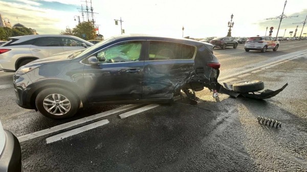 В Петербурге сотрудники ГАИ устроили погоню за пьяным водителем Porsche Cayenne В Петербурге сотрудники ГАИ устроили погоню за пьяным водителем Porsche Cayenne