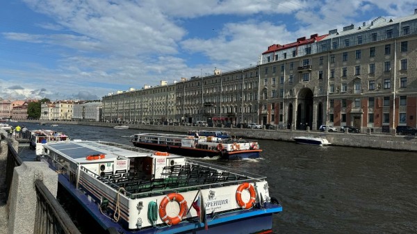 В Петербурге холодное воскресенье сменится жарким понедельником В Петербурге холодное воскресенье сменится жарким понедельником