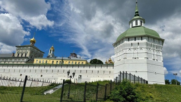 Молдавские священники рассказали о теплом приеме в Троице-Сергиевой лавре Молдавские священники рассказали о теплом приеме в Троице-Сергиевой лавре