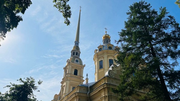Летний дождь осенью: Петербург 25 сентября установил очередной рекорд по температуре Летний дождь осенью: Петербург 25 сентября установил очередной рекорд по температуре