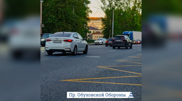 Новый асфальт положили на Гамбургской площади и проспекте Обуховской обороны&nbsp;