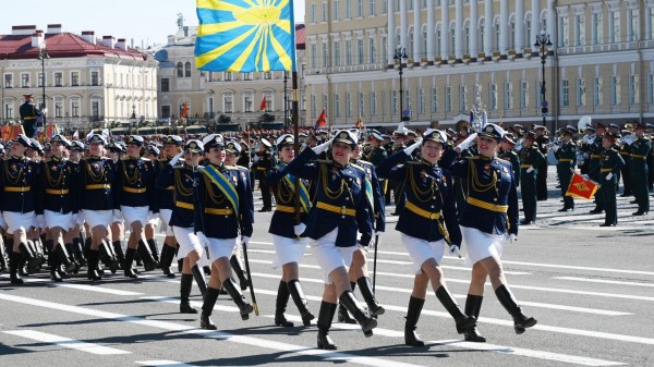 Военный парад пройдет на Дворцовой площади в Петербурге в честь 80-летия Победы Военный парад пройдет на Дворцовой площади в Петербурге в честь 80-летия Победы