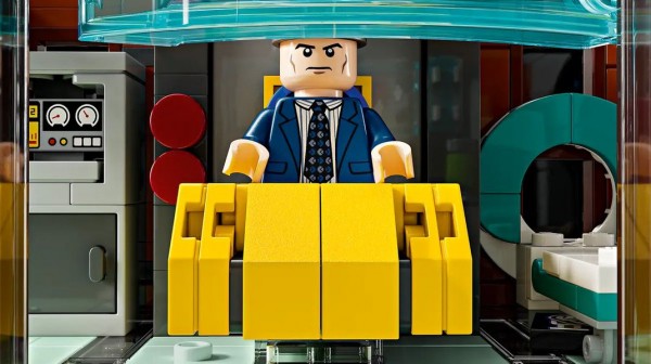 LEGO выпускает набор по мотивам «Людей Икс» LEGO выпускает набор по мотивам «Людей Икс»
