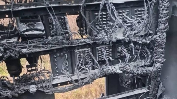 Двоих мужчин, подозреваемых в поджоге релейных шкафов, задержали в Петербурге Двоих мужчин, подозреваемых в поджоге релейных шкафов, задержали в Петербурге
