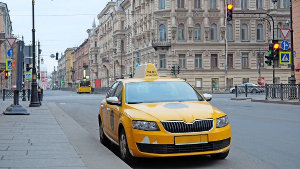 Депутаты в Петербурге отказались запретить мигрантам работать в транспорте Депутаты в Петербурге отказались запретить мигрантам работать в транспорте