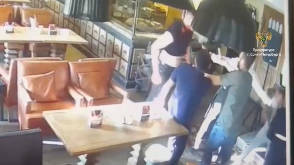 На двоих 15 лет колонии и 1,4 млн штрафа: суд огласил приговор по делу о покушении и хулиганстве в ресторане на Садовой На двоих 15 лет колонии и 1,4 млн штрафа: суд огласил приговор по делу о покушении и хулиганстве в ресторане на Садовой