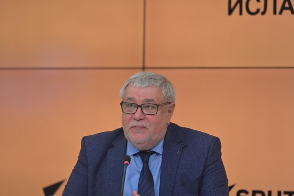Деятели культуры приняли участие в видеомосте ко Дню исламского искусства Деятели культуры приняли участие в видеомосте ко Дню исламского искусства