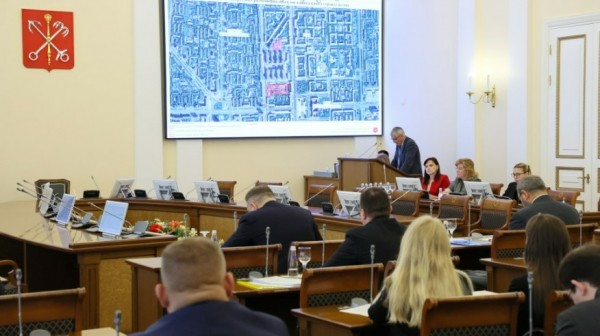 К ноябрю доходы петербургского бюджета достигли одного трлн рублей К ноябрю доходы петербургского бюджета достигли одного трлн рублей