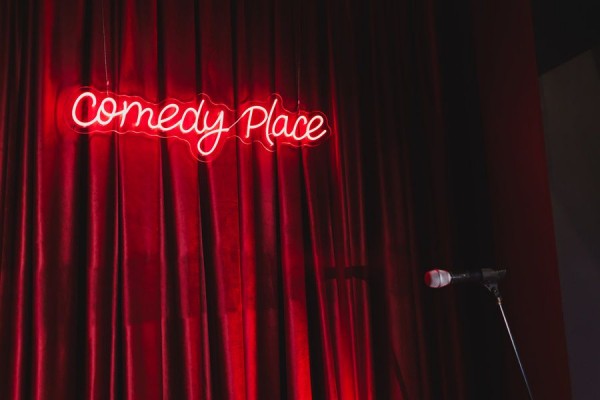 Comedy Place: куда сходить в Петербурге на хороший стендап Comedy Place: куда сходить в Петербурге на хороший стендап