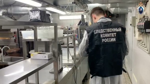 В &laquo;Токио-Сити&raquo; на Сизовом проспекте после отправления посетителей с проверкой пришли СК и прокуратура