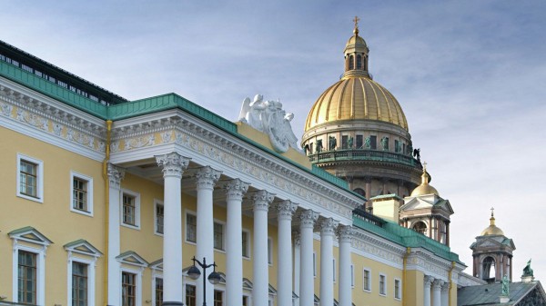 "Коммерсант": "КСП Капитал" приобрела отель Four Seasons в центре Петербурга "Коммерсант": "КСП Капитал" приобрела отель Four Seasons в центре Петербурга