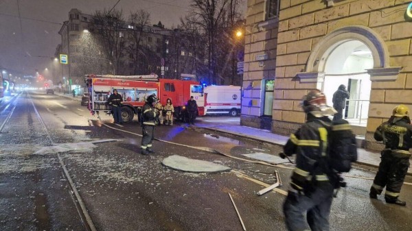 В отделении Сбера в Петербурге прогремел взрыв, пострадавших нет В отделении Сбера в Петербурге прогремел взрыв, пострадавших нет