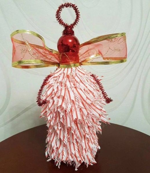 В Ленобласти проходит конкурс ёлочных игрушек из отходов