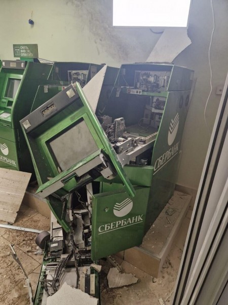 В отделении Сбера в Петербурге прогремел взрыв, пострадавших нет В отделении Сбера в Петербурге прогремел взрыв, пострадавших нет
