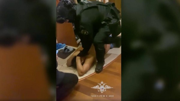 Обналичивал деньги и забирал комиссию: полиция поймала теневого банкира, заработавшего 13,5 млн рублей Обналичивал деньги и забирал комиссию: полиция поймала теневого банкира, заработавшего 13,5 млн рублей