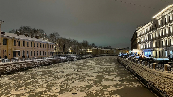 Холодная вода Невы отправила петербуржца в реанимацию Холодная вода Невы отправила петербуржца в реанимацию