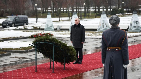 Путин пожелал ветеранам Великой Отечественной войны здоровья и благополучия Путин пожелал ветеранам Великой Отечественной войны здоровья и благополучия