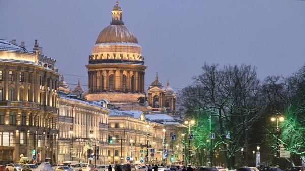 В Петербурге проведут беседу с водителем автобуса, прервавшим рейс ради молитвы