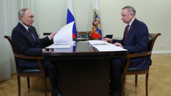 Путин на встрече с Бегловым предложил обсудить развитие Петербурга 
