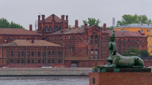 Строительный холдинг КВС купил СИЗО "Кресты" в Петербурге