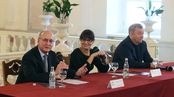 Глава пресс-службы Большого театра Новикова объявила об уходе с поста Глава пресс-службы Большого театра Новикова объявила об уходе с поста