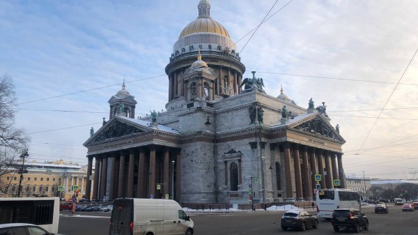 В Смольном подписали закон для развития социальной инфраструктуры В Смольном подписали закон для развития социальной инфраструктуры