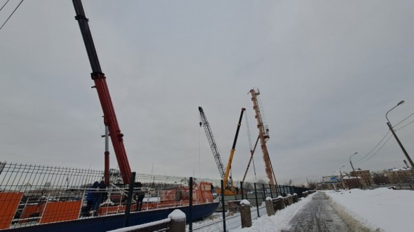 В Шушарах начался капремонт безымянного аварийного моста В Шушарах начался капремонт безымянного аварийного моста