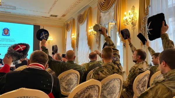 Минюст сделал Северо-Западное казачье войско официальным Минюст сделал Северо-Западное казачье войско официальным