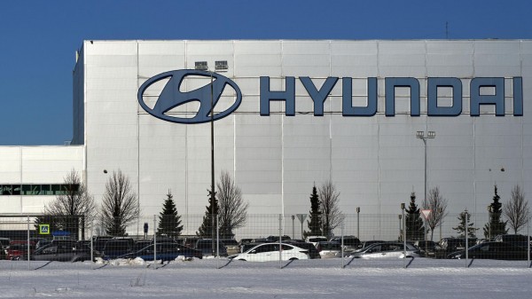 Hyundai опровергла сообщения СМИ об обсуждении возвращения на российский рынок Hyundai опровергла сообщения СМИ об обсуждении возвращения на российский рынок