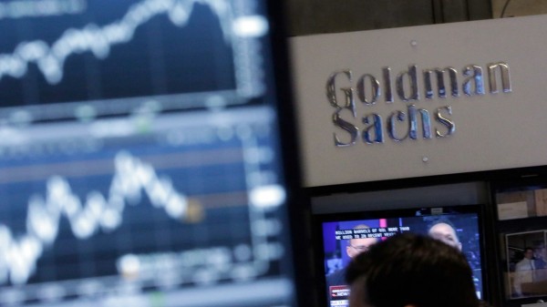 Путин разрешил компании "Балчуг Капитал" купить "дочку" группы Goldman Sachs Путин разрешил компании "Балчуг Капитал" купить "дочку" группы Goldman Sachs