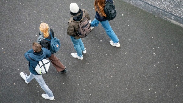 Подростки не договорились: «дележка» денег за наркотики обернулась больницей и лужей крови в Краснодаре Подростки не договорились: «дележка» денег за наркотики обернулась больницей и лужей крови в Краснодаре