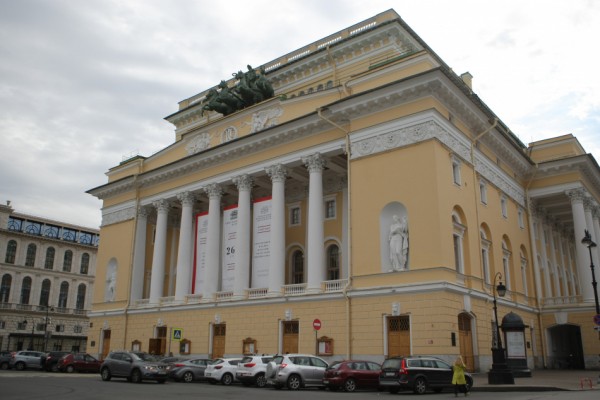 Главные театральные премьеры февраля Главные театральные премьеры февраля