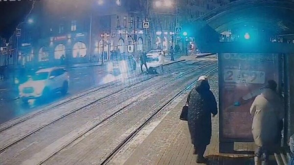 СК возбудил дело после ранения женщины на Кронверкском проспекте в Петербурге СК возбудил дело после ранения женщины на Кронверкском проспекте в Петербурге