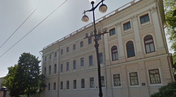 В Аничковом дворце обнаружили воздуховод с отделкой В Аничковом дворце обнаружили воздуховод с отделкой