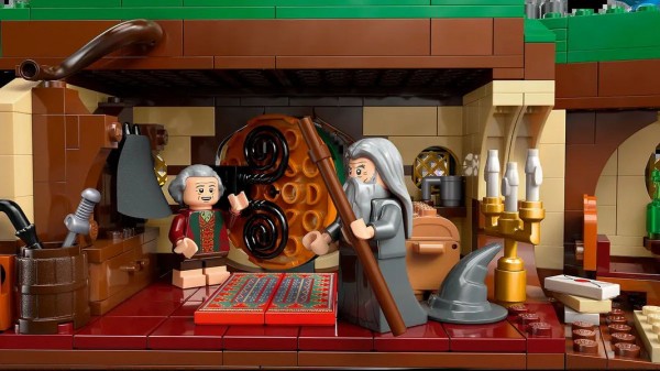 Lego анонсировала набор «Властелин колец: Шир» Lego анонсировала набор «Властелин колец: Шир»