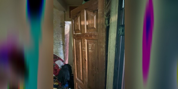 Прокуратура показала квартиру в Петербурге, где нашли тело малышки: молодые родители в последний раз покормили ее смесью