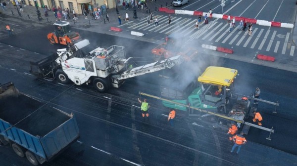 В Петербурге отремонтируют больше 500 тысяч кв.м. дорог в 2025 году В Петербурге отремонтируют больше 500 тысяч кв.м. дорог в 2025 году