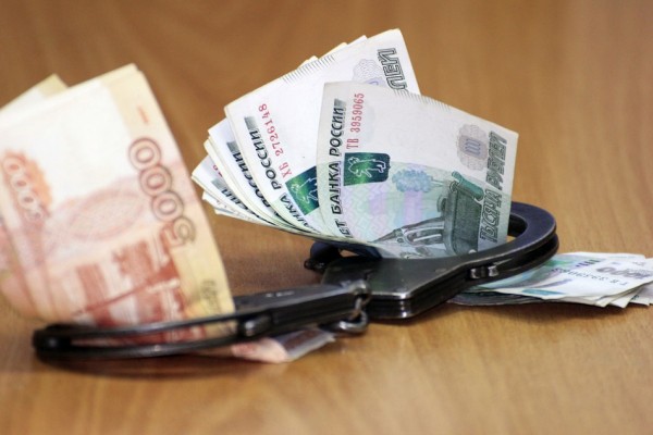 В Петербурге вдвое выросло число судебных дел о даче взяток