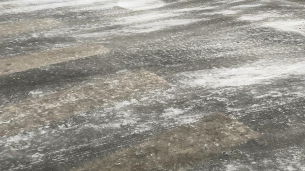 Рано «переобувшиеся» автомобилисты Петербурга вечером осознают свою ошибку Рано «переобувшиеся» автомобилисты Петербурга вечером осознают свою ошибку