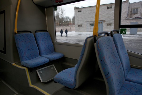 Рецидивисты из Петербурга получили срок за избиение подростка в автобусе  