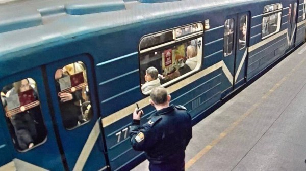 Прокуратура начала проверку остановки движения на синей ветке метро