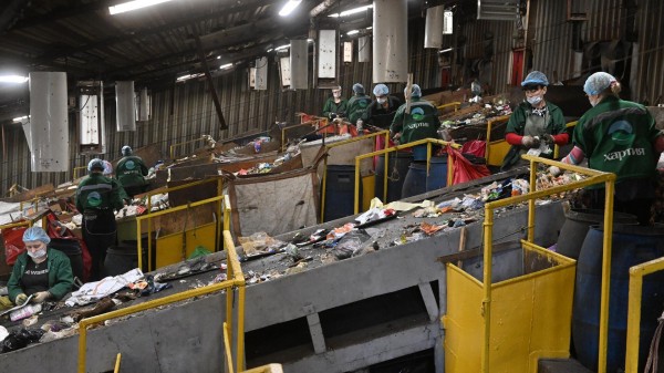 "Известия": оплату вывоза мусора могут начать брать, исходя от площади квартир "Известия": оплату вывоза мусора могут начать брать, исходя от площади квартир