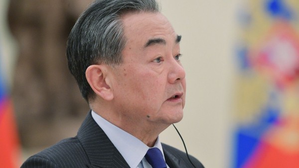 Ван И назвал русских сильной нацией, консолидирующей силы в нужный момент