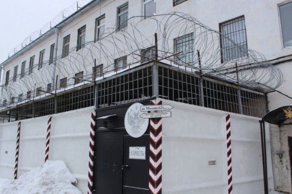 Актер Ефремов покинул белгородскую колонию Актер Ефремов покинул белгородскую колонию